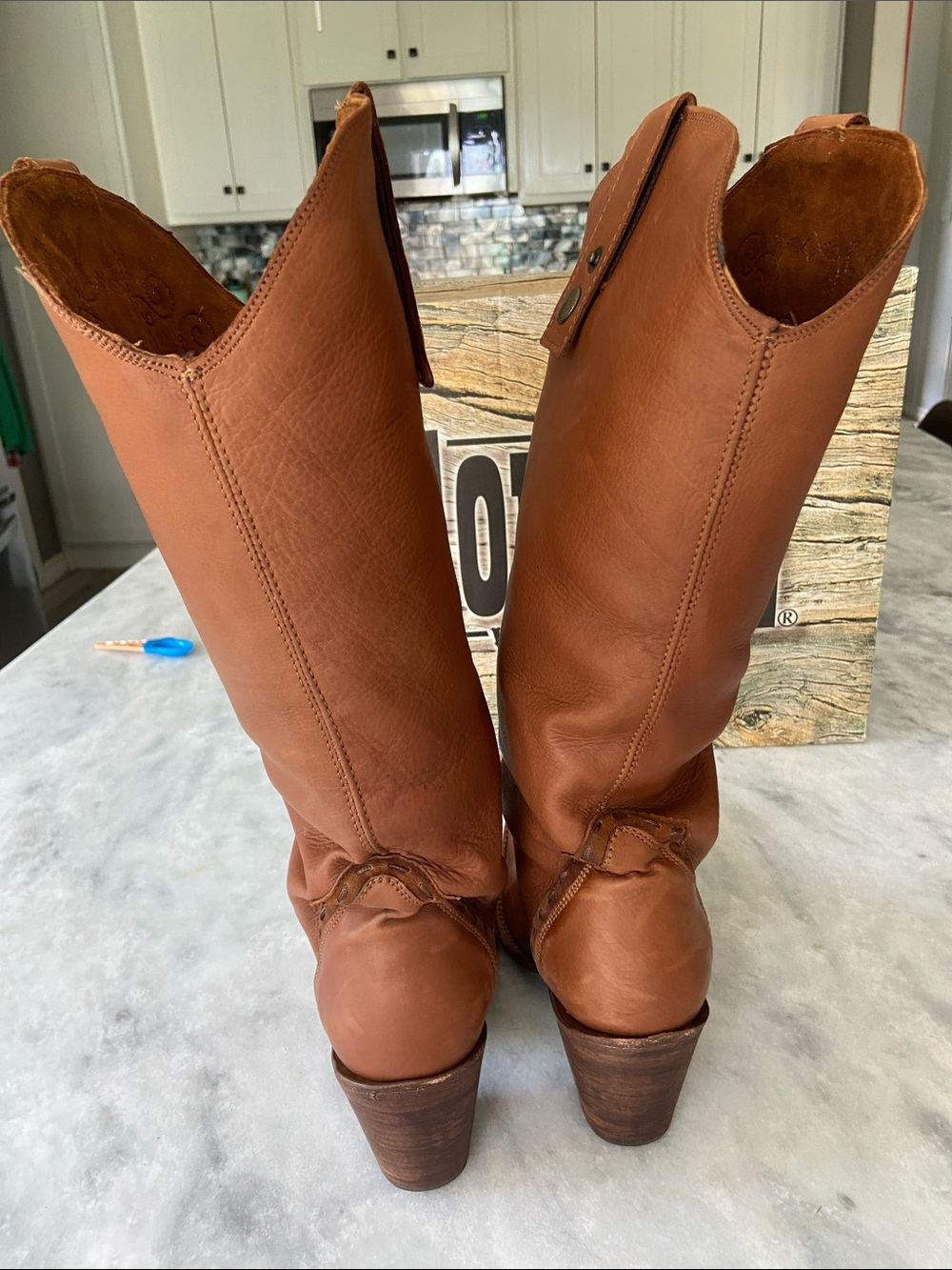 Women's Tall Leather Western Boots in Chestnut - Picture 4 of 8